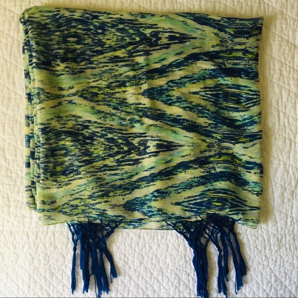 Nordstrom BP Patterned Infinity Scarf - Picture 4 of 7